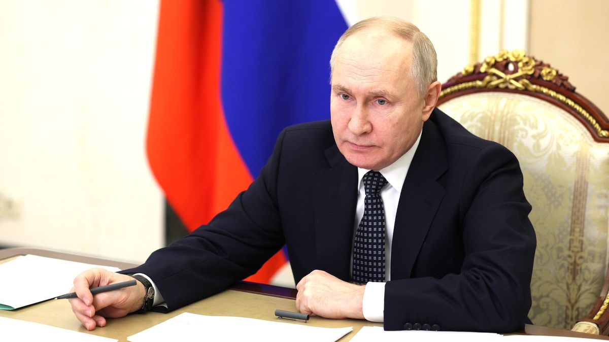 Video: Takhle Putin přepsal známé dějiny. Poláci si myslí, že musel blouznit